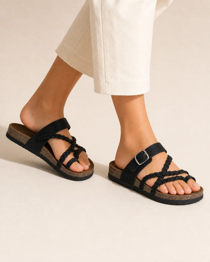 Flade damesandaler med flettede remme og spænde — image 6