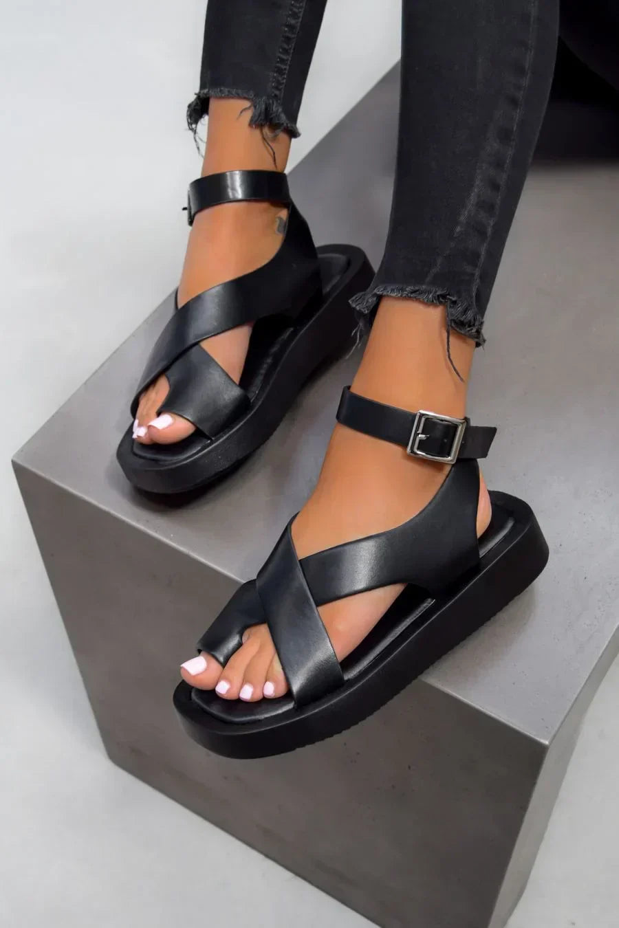 Momount gladiator-sandaler dame – koral læder med platformsål og ankelrem