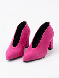 Fuchsia