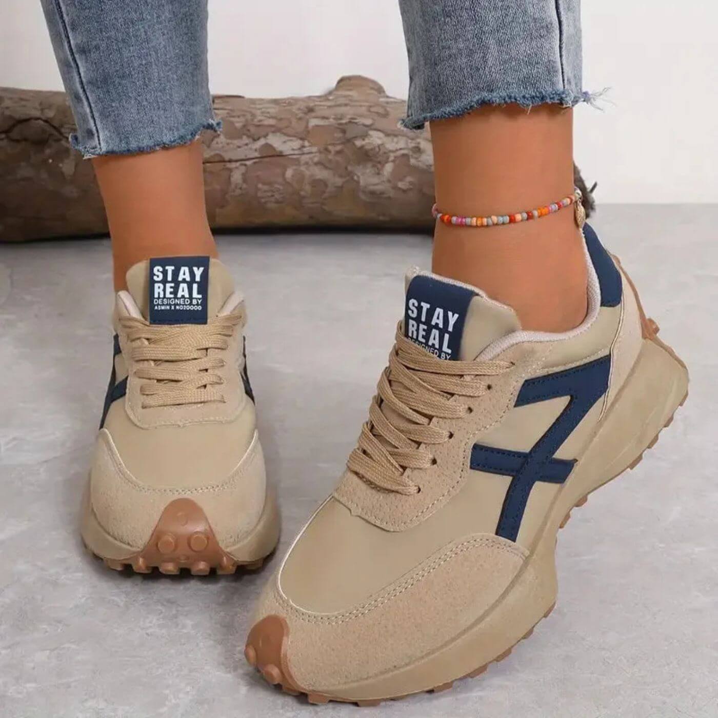Damesneakers til hverdag – Lette snøresneakers i retro-look