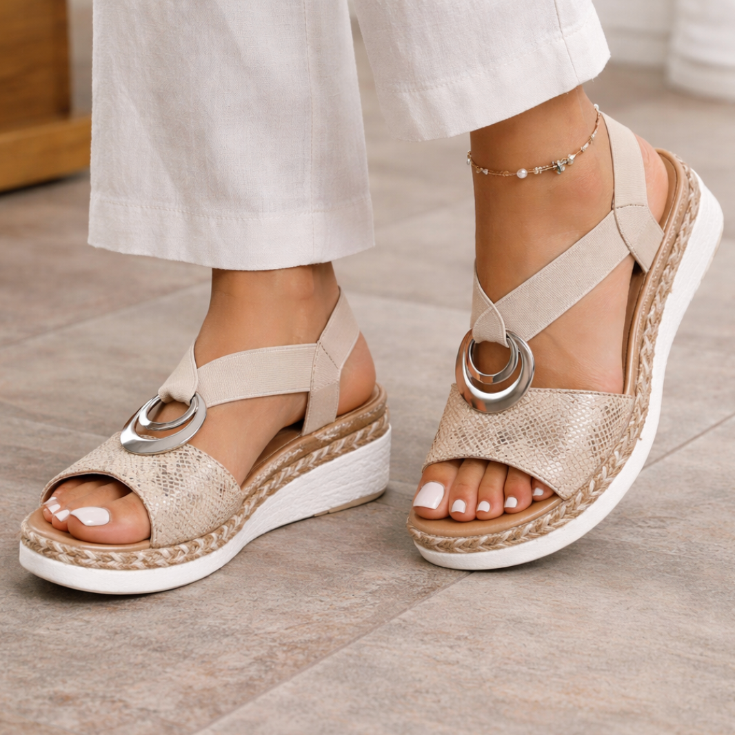 Momount espadrille kile-sandaler dame – metallisk finish med krydsstrop og komfort