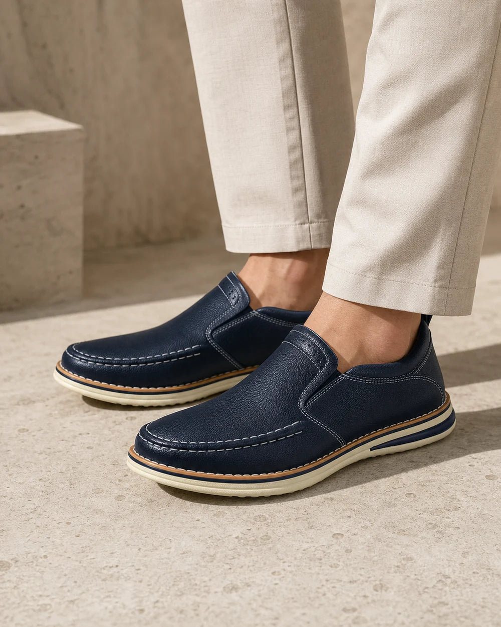 Håndsyede slip-on-loafers til mænd med elastiske paneler — image 10