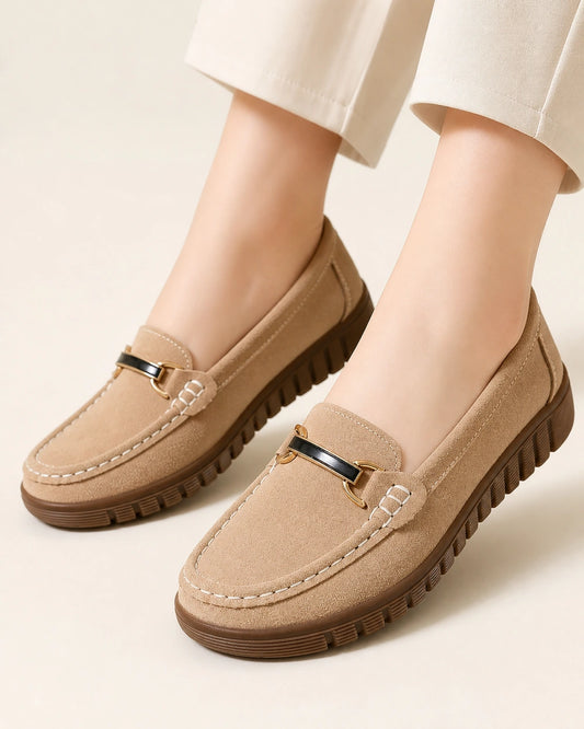 Loafers med kraftig sål og gyldent spænde — Produktbillede 1