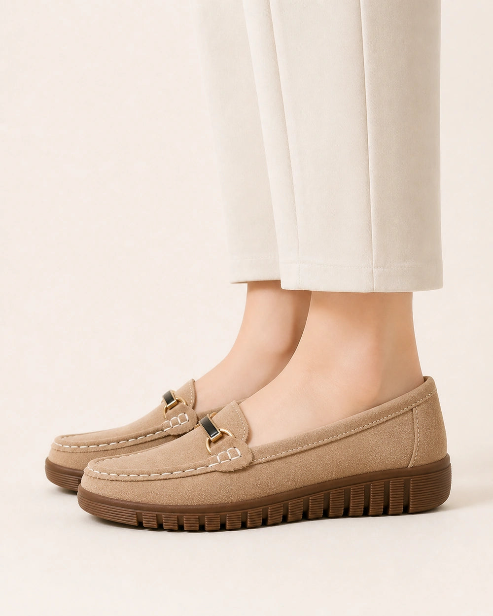 Loafers med kraftig sål og gyldent spænde — Produktbillede 4