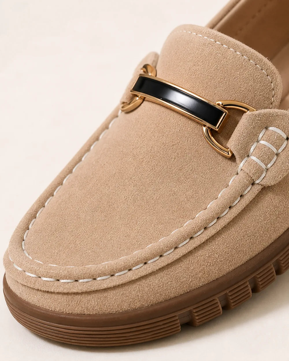 Loafers med kraftig sål og gyldent spænde — Produktbillede 6