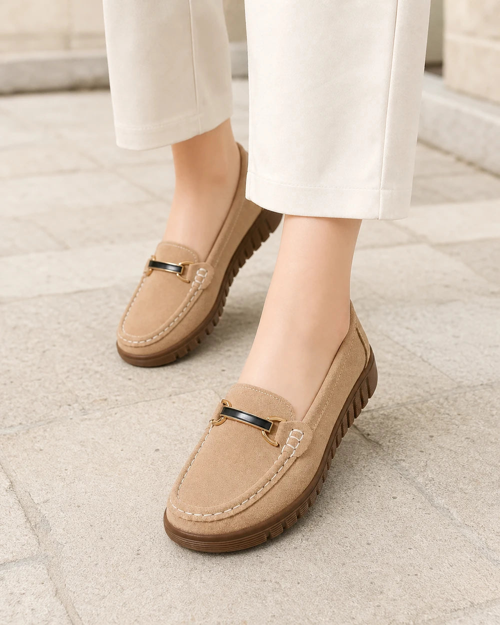 Loafers med kraftig sål og gyldent spænde — Produktbillede 7