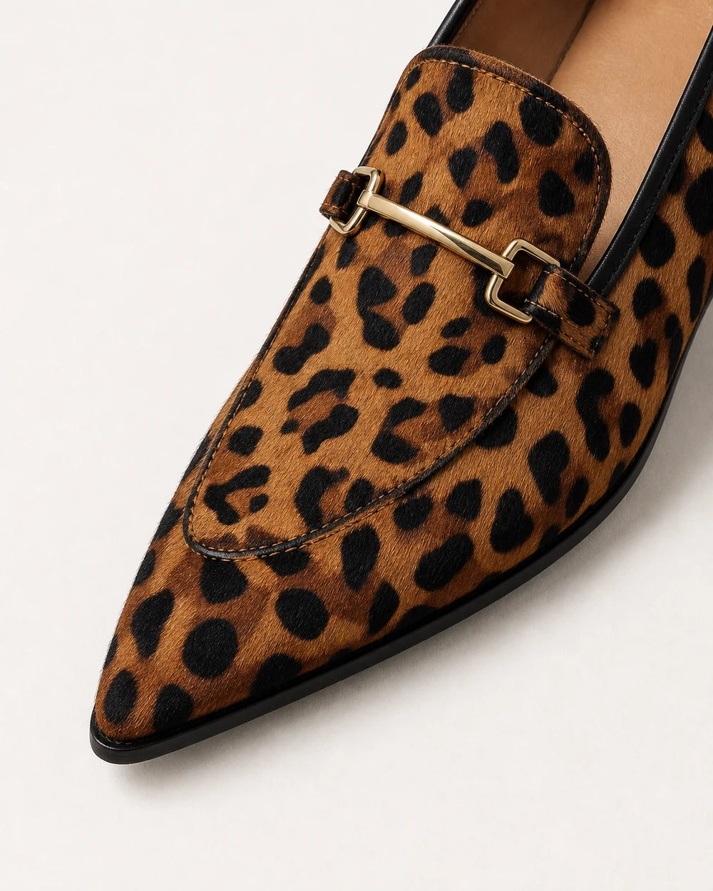 Spidse leopardloafers med metalspænde — Produktbillede 6