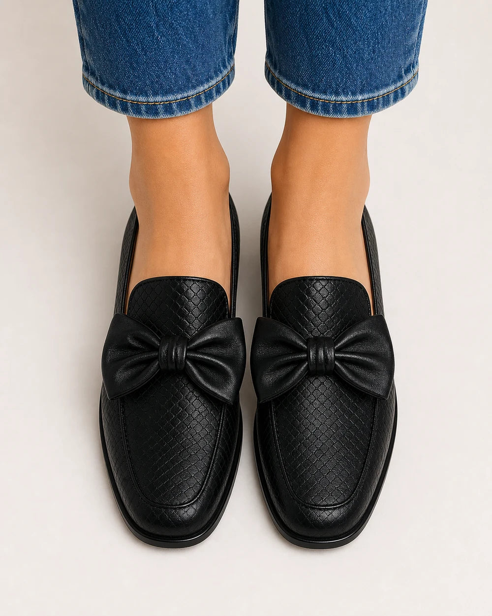 Sorte loafers med sløjfe og lav hæl — Produktbillede 5