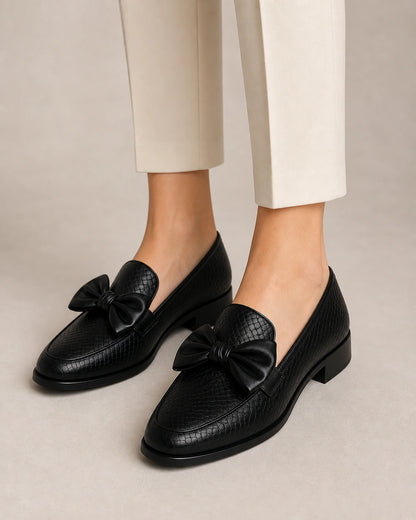 Sorte loafers med sløjfe og lav hæl — Produktbillede 8