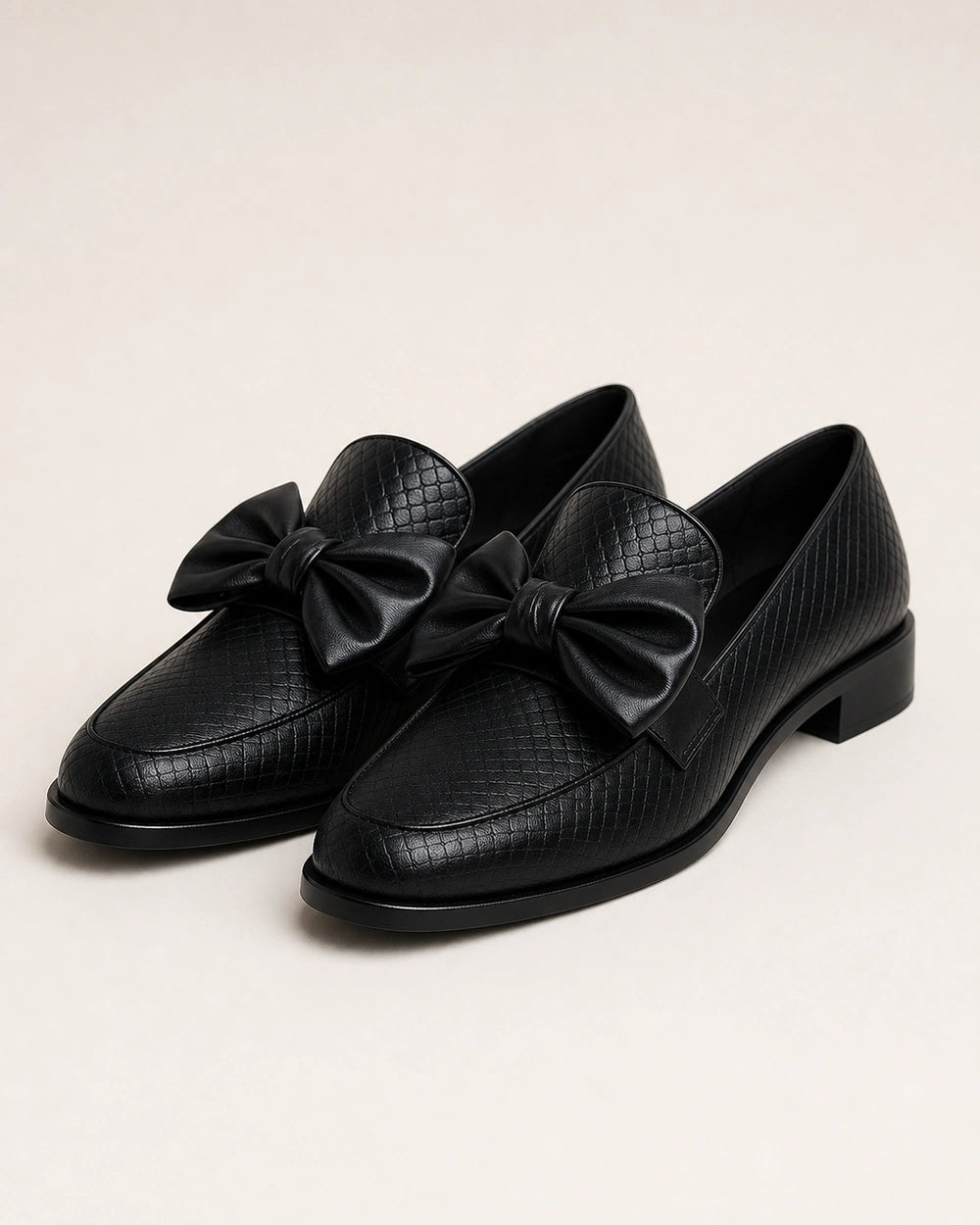 Sorte loafers med sløjfe og lav hæl — Produktbillede 9