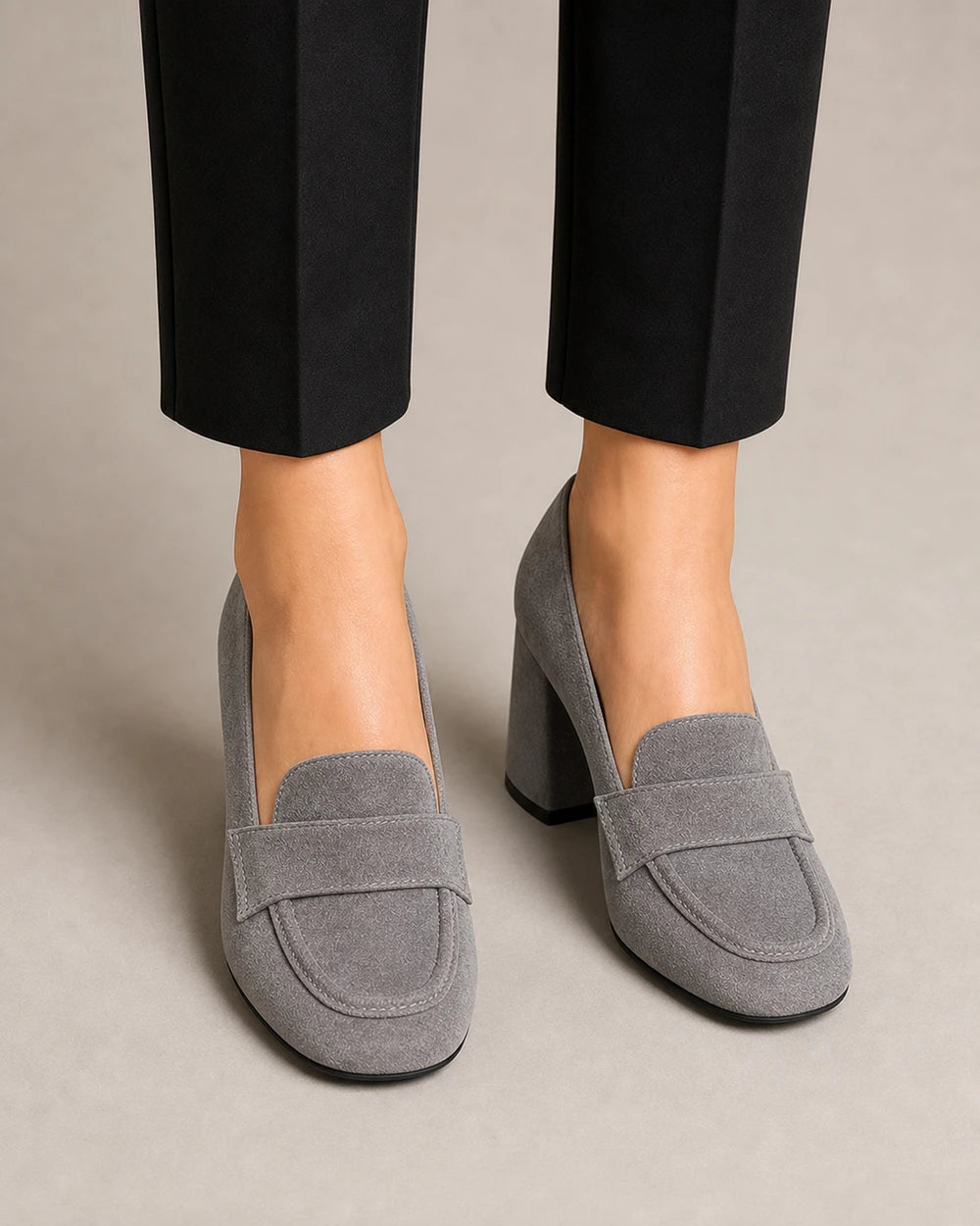 RAVENNA-QUALITY-REMAKE-2026-07-22 — ravenna-grey-04-front-fit.webp